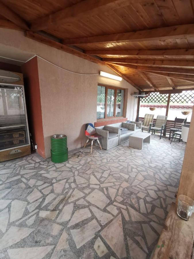 Vila De Vacanta Curtea De Arges Ngoại thất bức ảnh